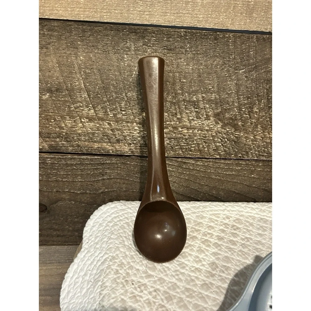 Vintage Foley Plastic Citrus Juicer Reamer Blue & Brown Ice Cream‎ Scoop